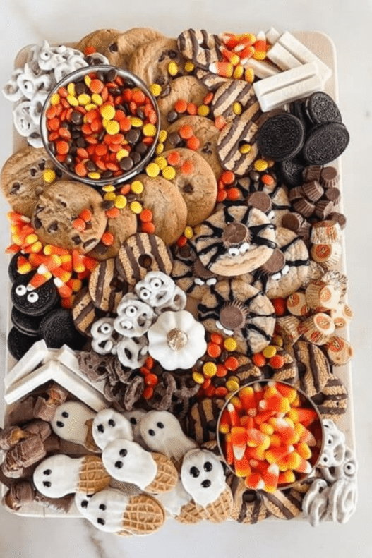 27 Easy Halloween Party Food Ideas You'll Want To Recreate Immediately