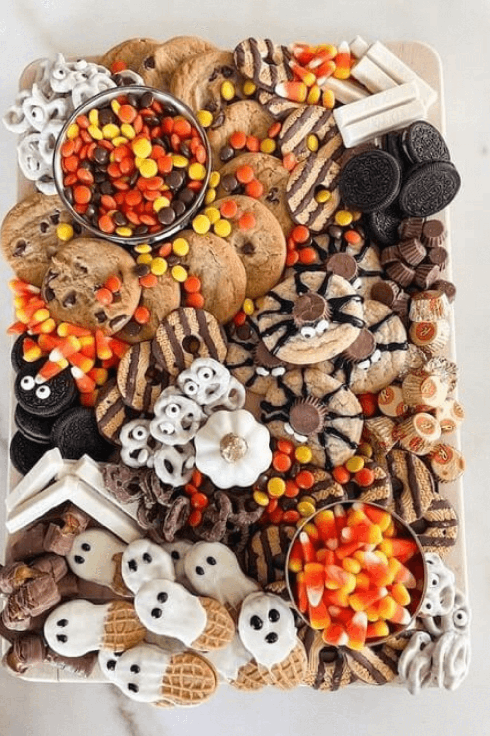 27 Easy Halloween Party Food Ideas You'll Want To Recreate Immediately