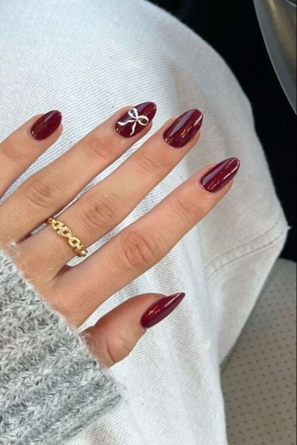31 Winter Nails Ideas That’ll Make You Feel Instantly Chic