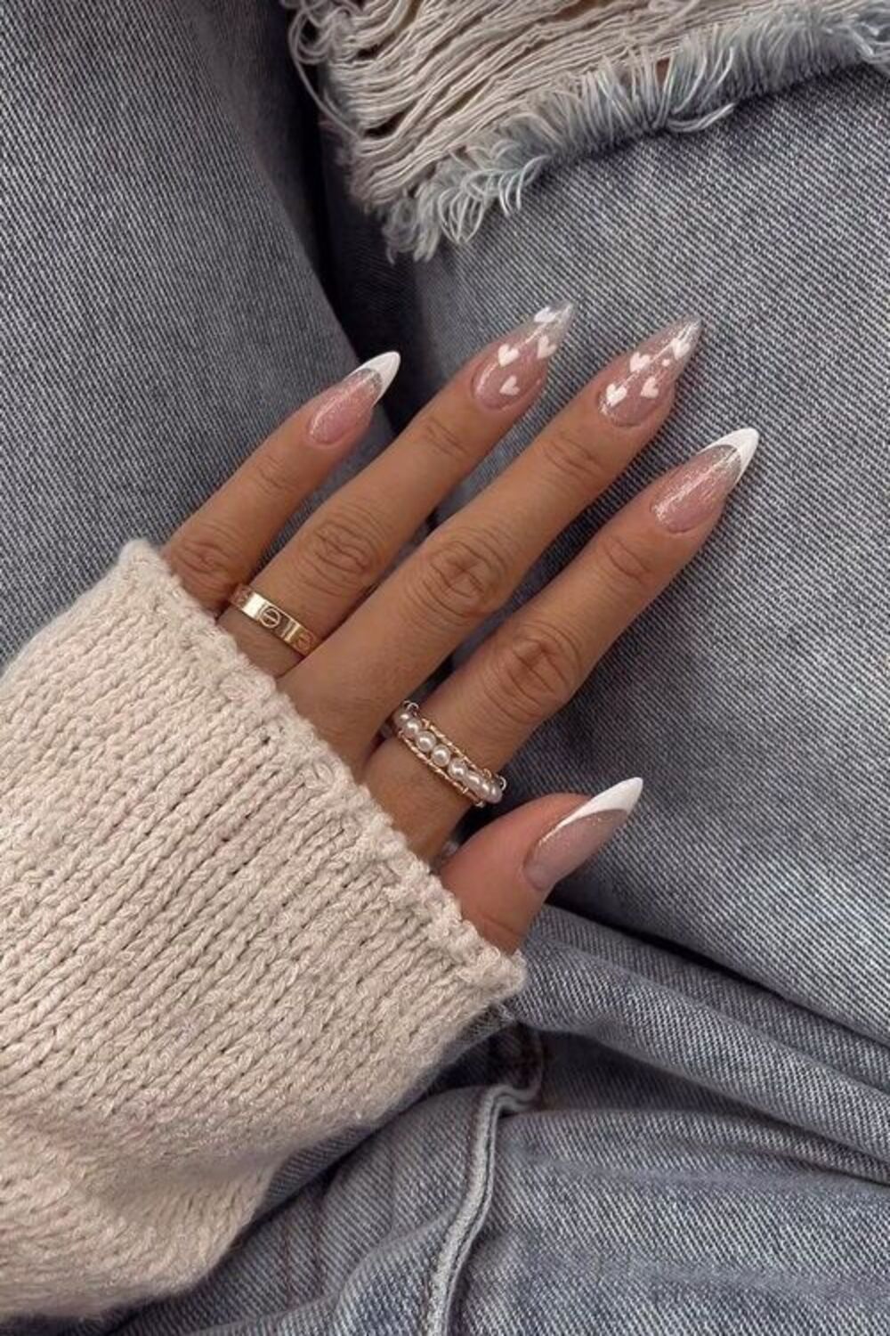 28 Valentine's Day Nails Ideas That Feel Modern and Romantic