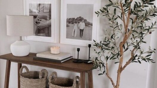 24 Console Table Styling Ideas That Instantly Elevate Your Space
